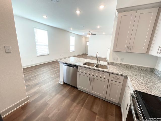 10204 Eaglewood Nook Unit 102, San Antonio, TX 78252