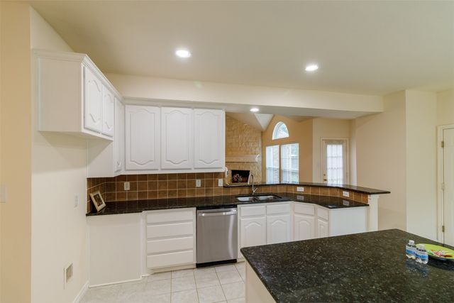 103 Westminister Avenue, Murphy, TX 75094