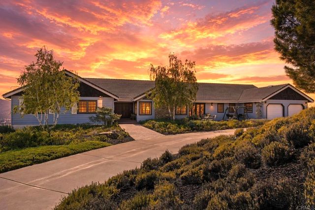 19050 Via Cuesta, Ramona, CA 92065