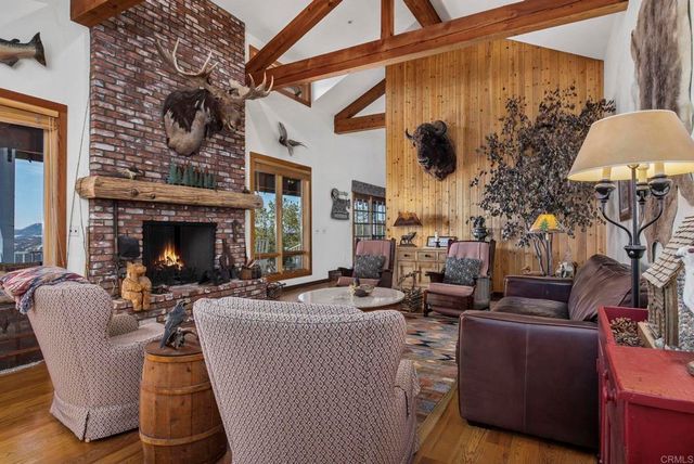 19050 Via Cuesta, Ramona, CA 92065
