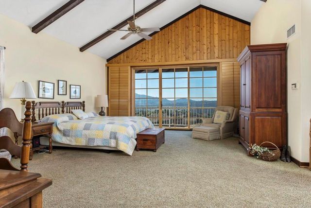 19050 Via Cuesta, Ramona, CA 92065