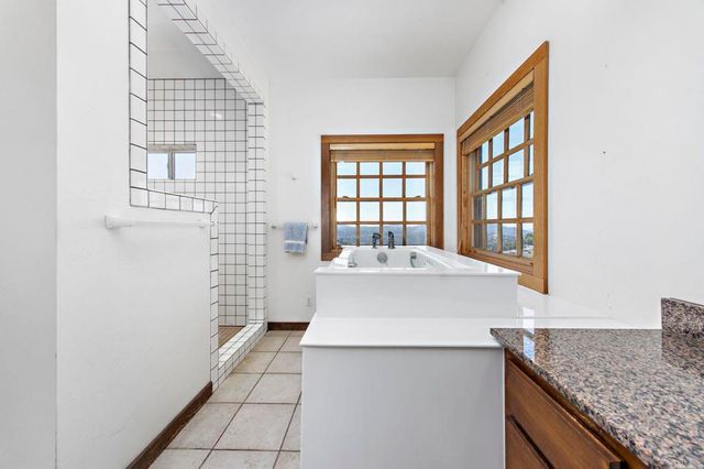 19050 Via Cuesta, Ramona, CA 92065