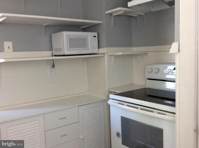 318 FENWICK AVE, Salem, NJ 08079