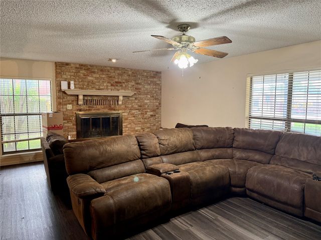 703 S Colorado Street, Whitney, TX 76692
