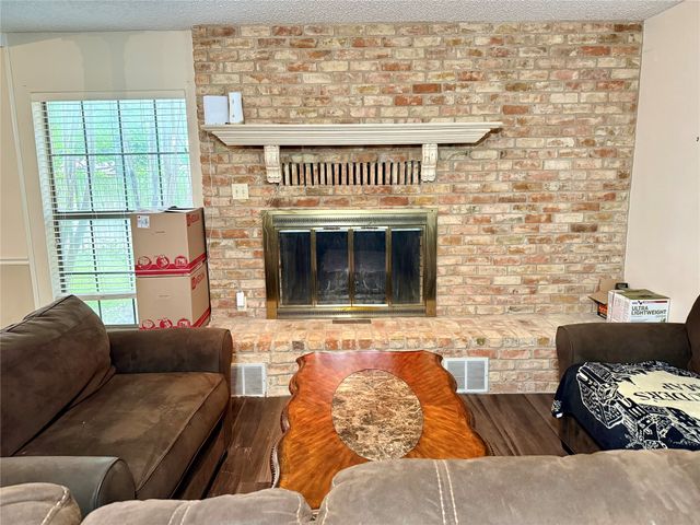 703 S Colorado Street, Whitney, TX 76692