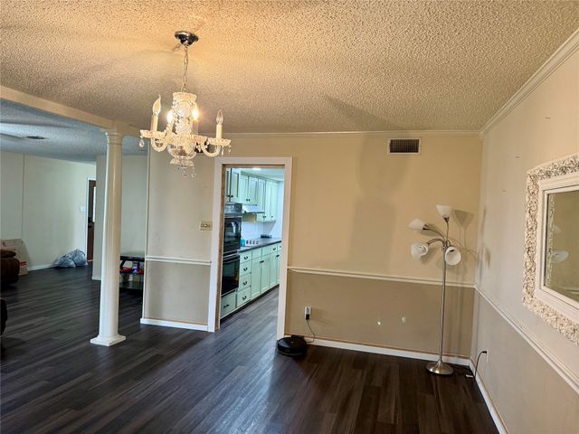 703 S Colorado Street, Whitney, TX 76692