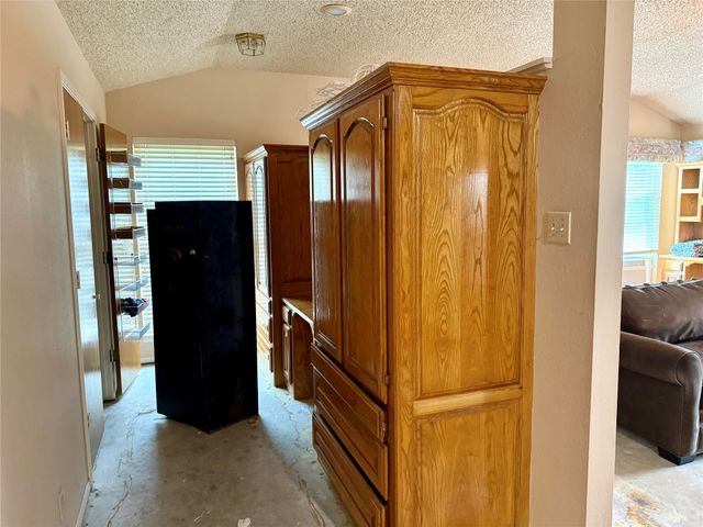 703 S Colorado Street, Whitney, TX 76692