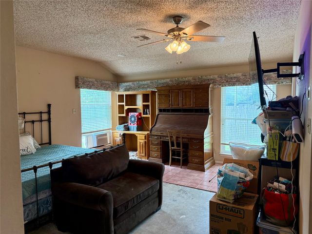 703 S Colorado Street, Whitney, TX 76692