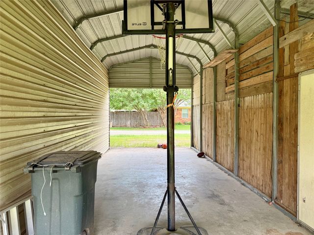 703 S Colorado Street, Whitney, TX 76692