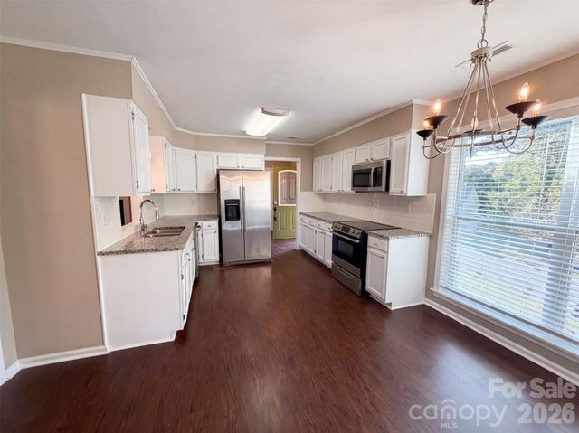 6009 Lanai Lane, Tega Cay, SC 29708