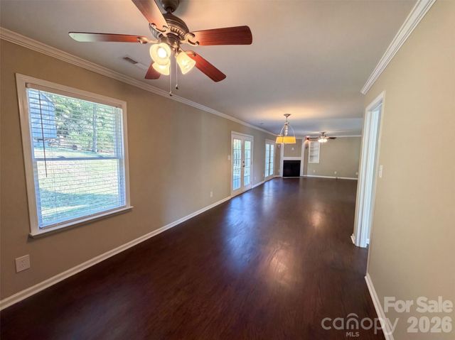 6009 Lanai Lane, Tega Cay, SC 29708