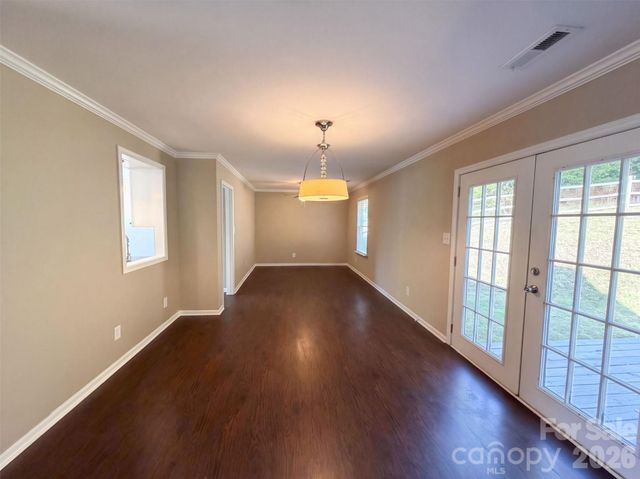 6009 Lanai Lane, Tega Cay, SC 29708