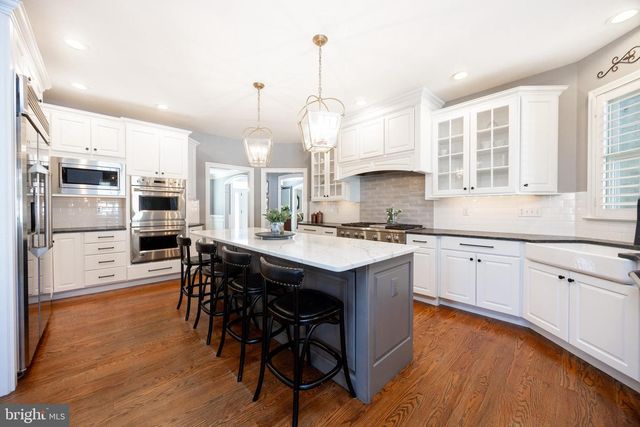 1809 COLD SPRINGS DR, West Chester, PA 19382