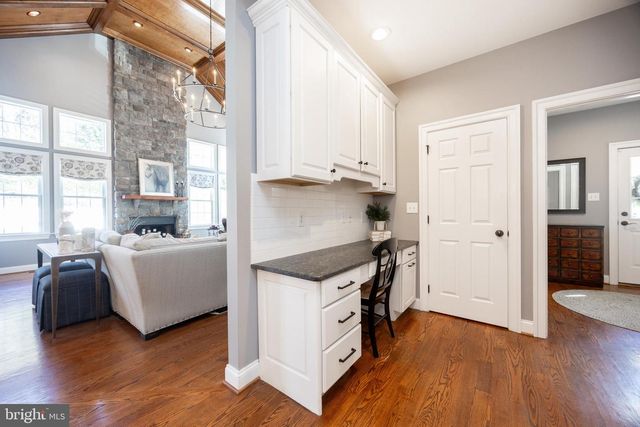 1809 COLD SPRINGS DR, West Chester, PA 19382