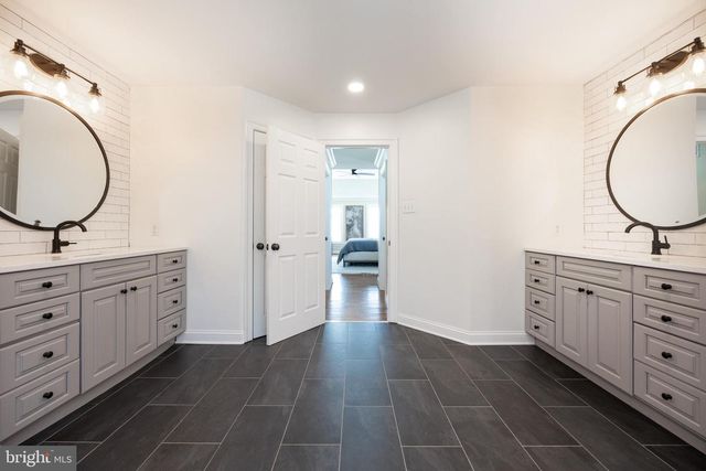 1809 COLD SPRINGS DR, West Chester, PA 19382