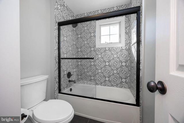 1809 COLD SPRINGS DR, West Chester, PA 19382