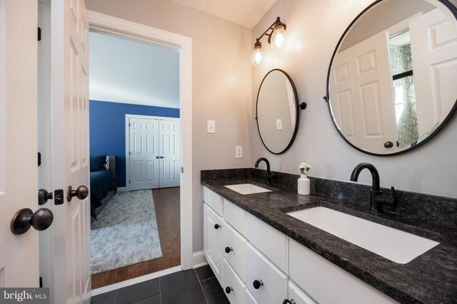 1809 COLD SPRINGS DR, West Chester, PA 19382