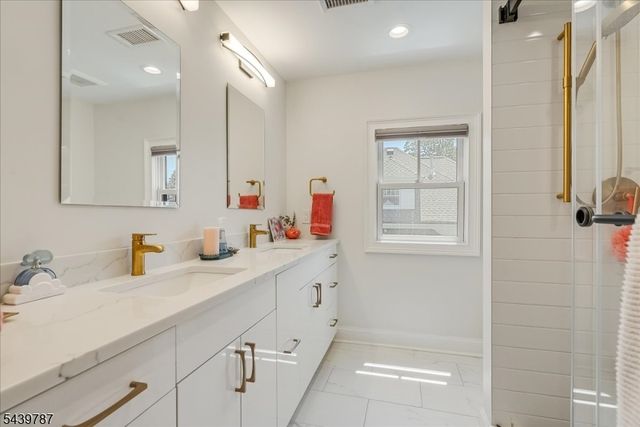 65 Woodland Ave, Summit City, NJ 07901