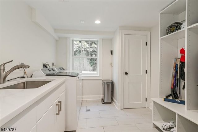 65 Woodland Ave, Summit City, NJ 07901