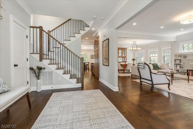 65 Woodland Ave, Summit City, NJ 07901