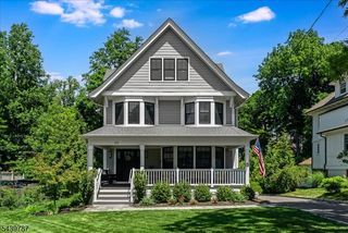 65 Woodland Ave, Summit City, NJ 07901