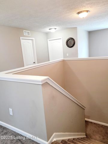 6912 Beckingham Blvd, Louisville, KY 40299