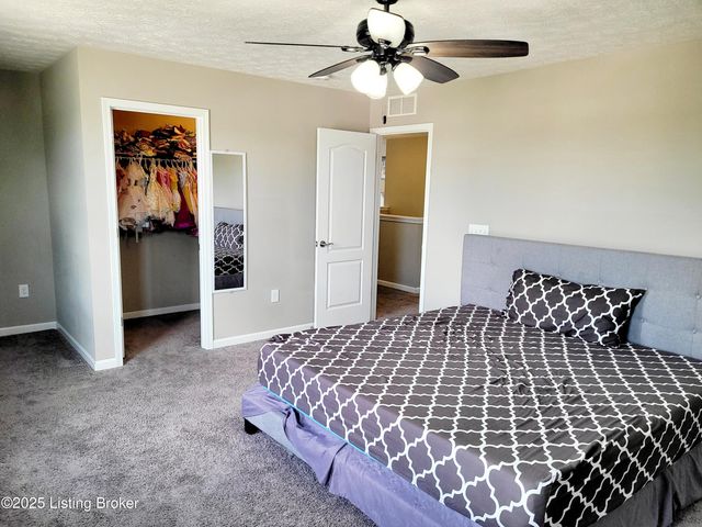 6912 Beckingham Blvd, Louisville, KY 40299