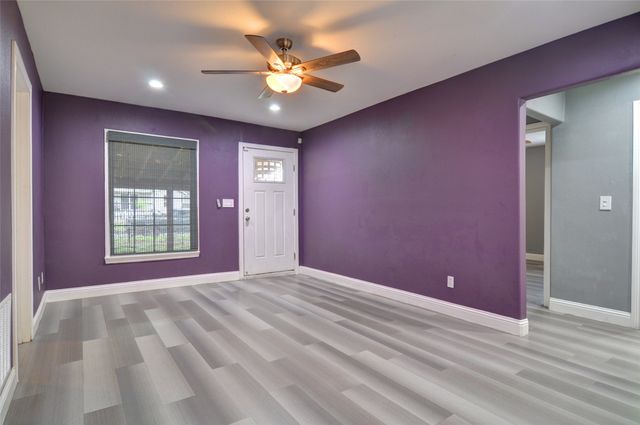 4507 Byrd Drive, River Oaks, TX 76114