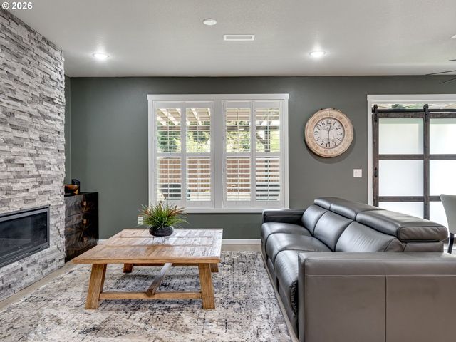 12411 Ne 64TH Ave, Vancouver, WA 98686