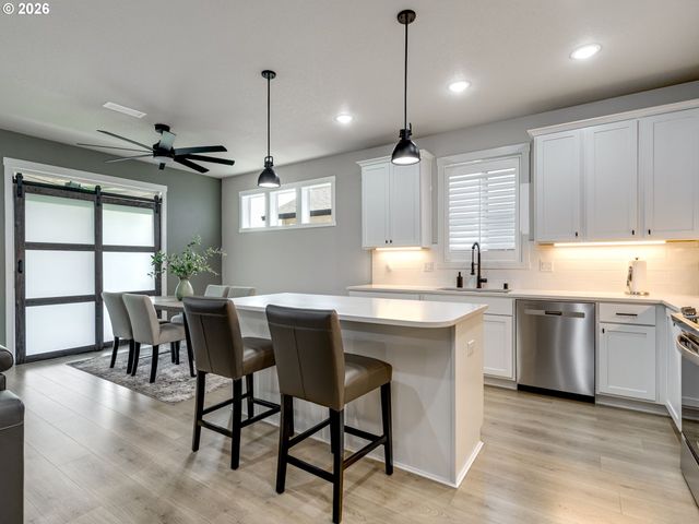 12411 Ne 64TH Ave, Vancouver, WA 98686