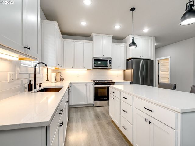 12411 Ne 64TH Ave, Vancouver, WA 98686