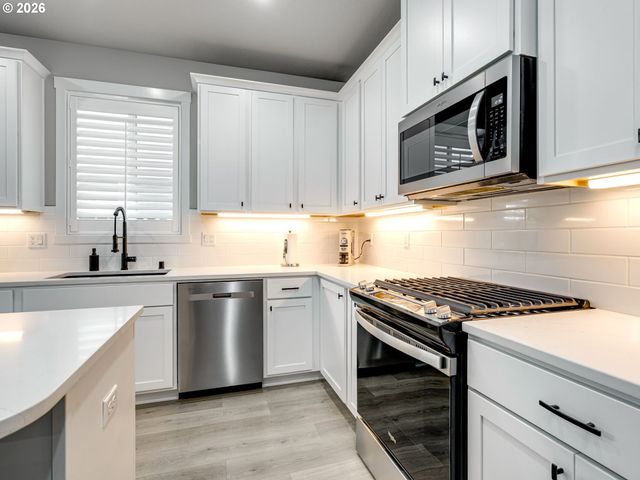 12411 Ne 64TH Ave, Vancouver, WA 98686