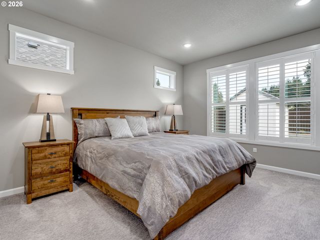 12411 Ne 64TH Ave, Vancouver, WA 98686