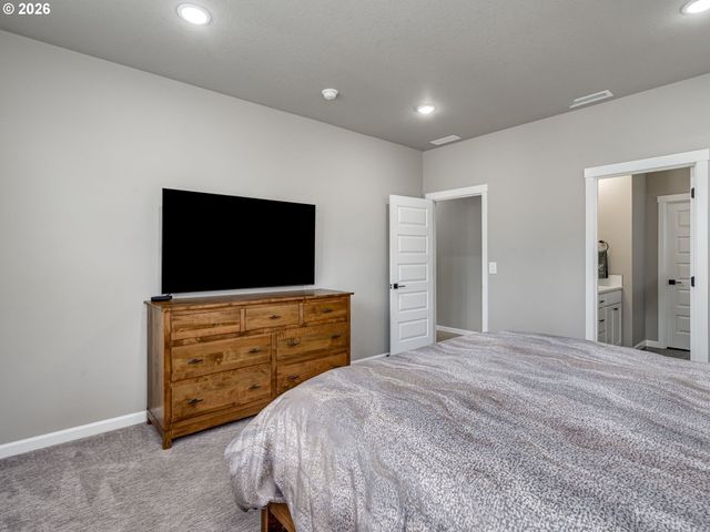 12411 Ne 64TH Ave, Vancouver, WA 98686