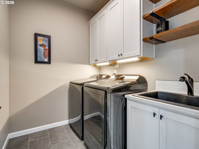 12411 Ne 64TH Ave, Vancouver, WA 98686