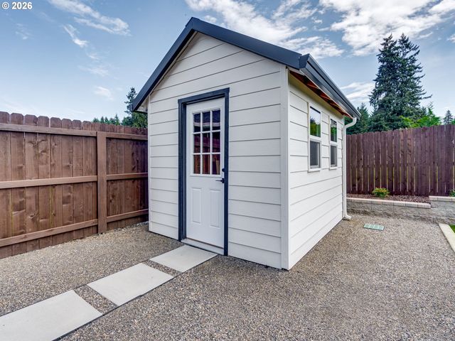 12411 Ne 64TH Ave, Vancouver, WA 98686