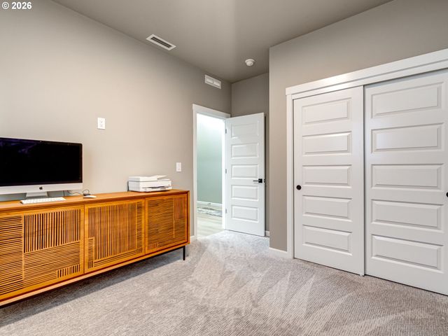 12411 Ne 64TH Ave, Vancouver, WA 98686