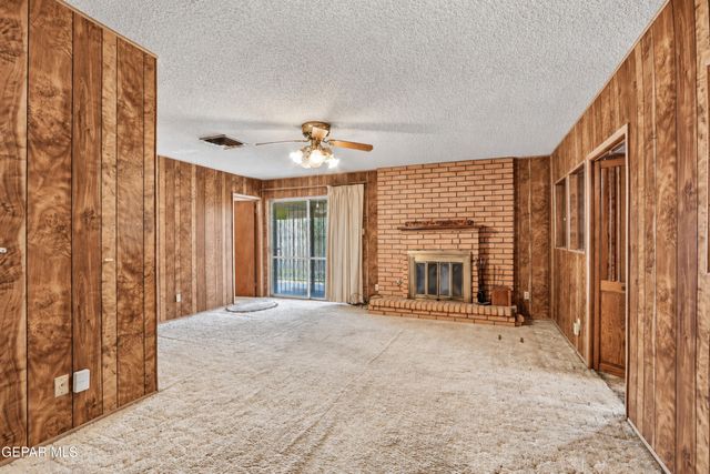 911 La Paz Drive, El Paso, TX 79915