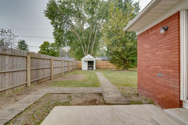 6153 Foth Drive, Toledo, OH 43613