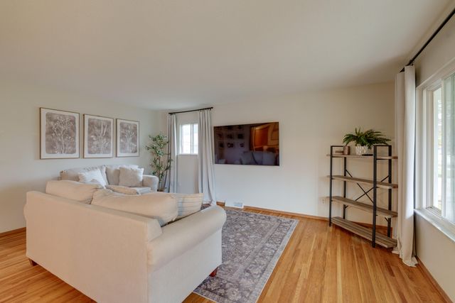 6153 Foth Drive, Toledo, OH 43613