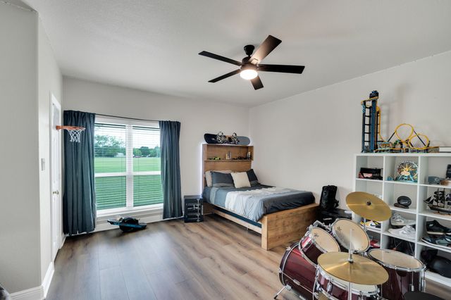 6624 Shadow Valley Drive, Burleson, TX 76028