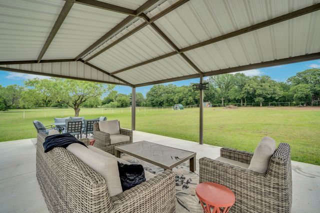 6624 Shadow Valley Drive, Burleson, TX 76028