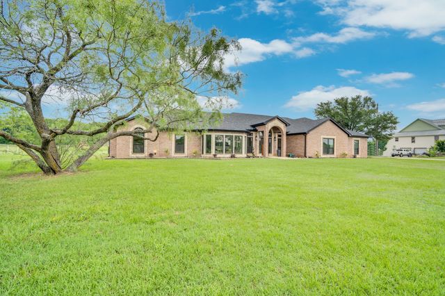 6624 Shadow Valley Drive, Burleson, TX 76028