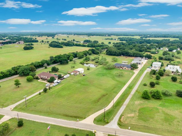 6624 Shadow Valley Drive, Burleson, TX 76028
