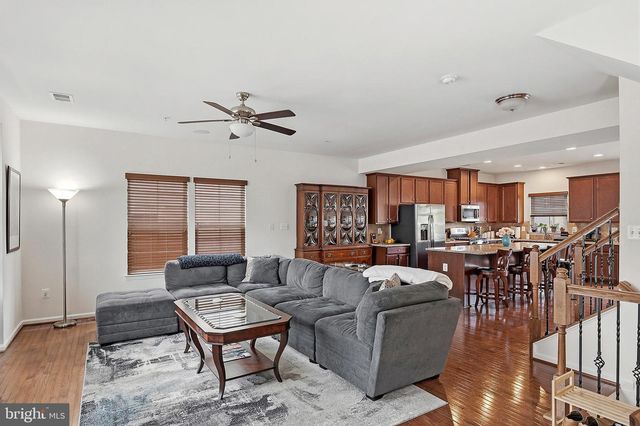 8337 EAGLE ST, Glen Burnie, MD 21060