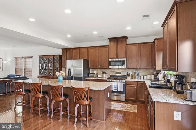 8337 EAGLE ST, Glen Burnie, MD 21060