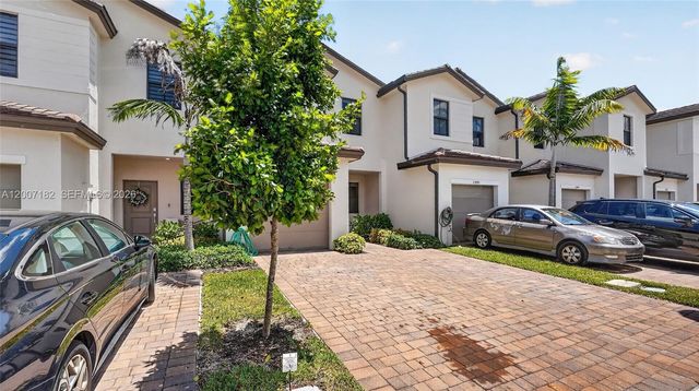 23441 SW 129th Ave, Homestead, FL 33032