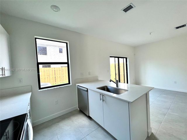 23441 SW 129th Ave, Homestead, FL 33032