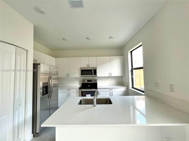 23441 SW 129th Ave, Homestead, FL 33032