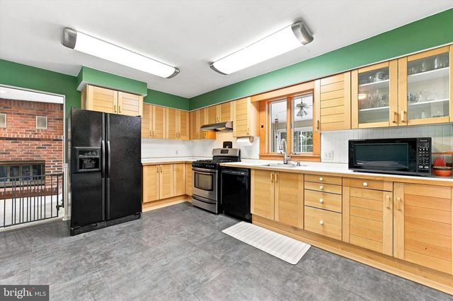 7 CAULINE CT, Newark, DE 19711